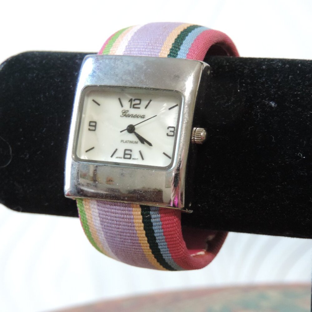 GENEVA Platinum Women's Ribbon Bracelet Watch Vintage